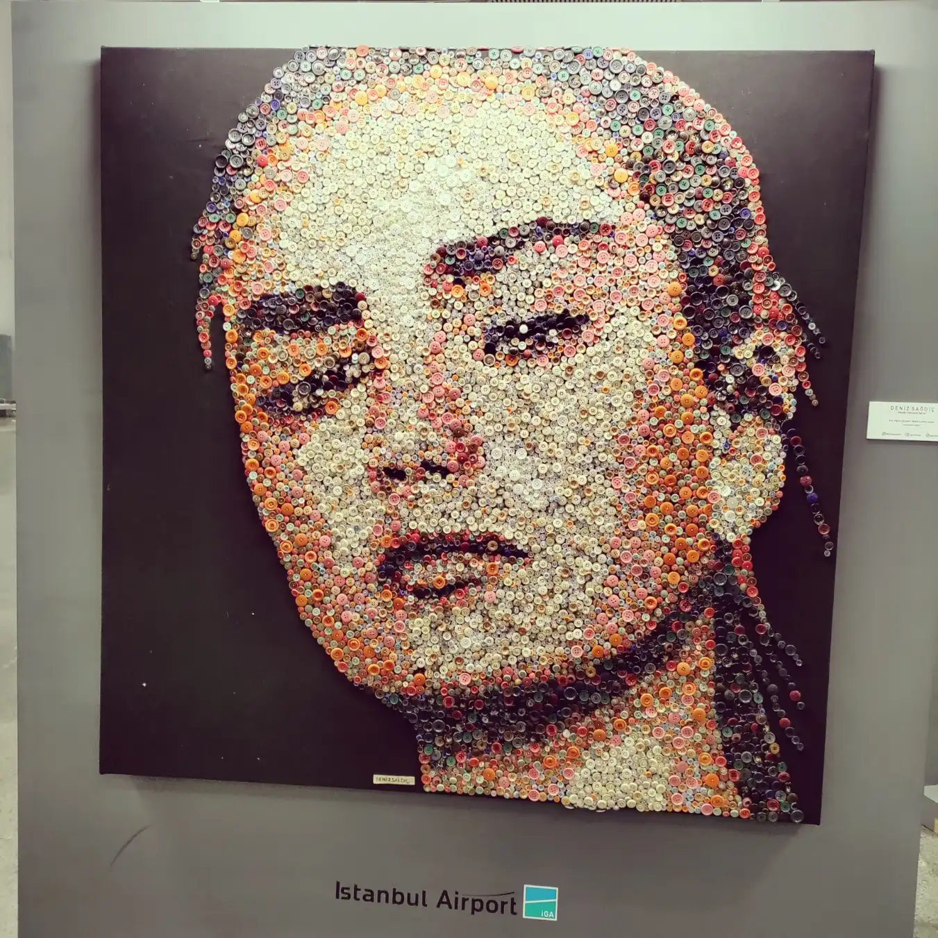 2023 Mar - Frida kahlo carfted out of discarded buttons - by Deniz Sağdıç at IST, Turkey